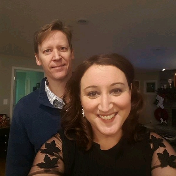 Meet your Posher, Stacey - Picture 1 of 1